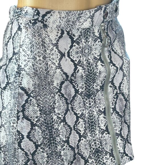 Altar'd State Front Zip Snakeskin Print Mini Skirt Small Y2K Rave 90s - Picture 3 of 10